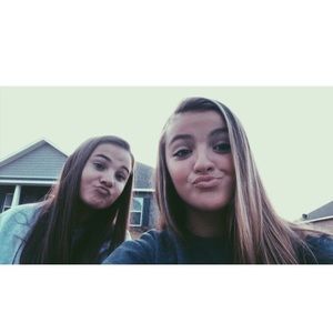 Meet your Posher, Carson